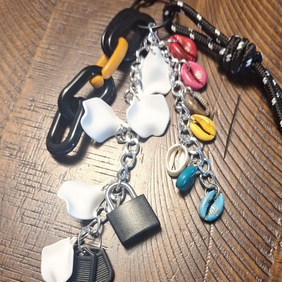 Multicolor Charm Keychain with Black Clip - Picture 2 of 9